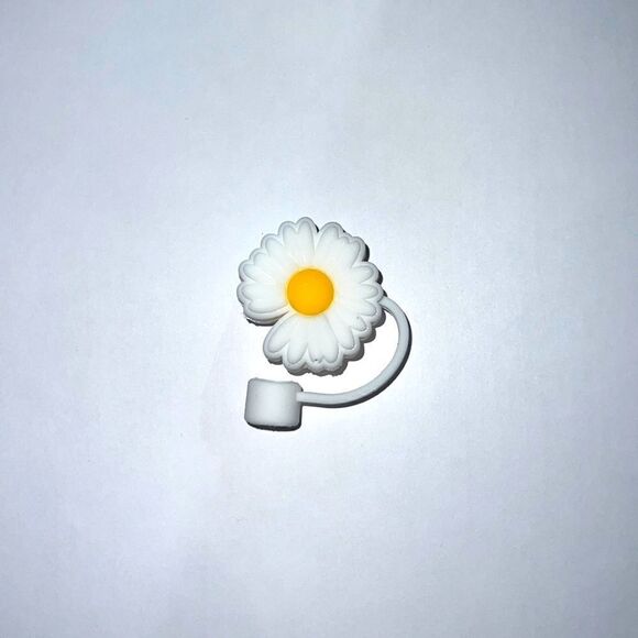 White Flower Straw Cover  - Picture 1 of 2